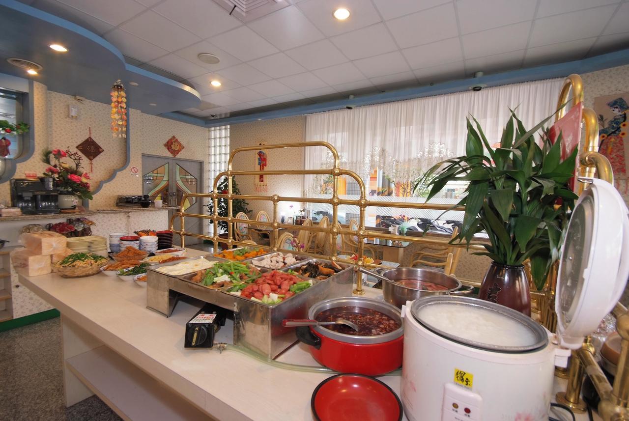 Chiao Yuan Hotel Fengyuan Esterno foto